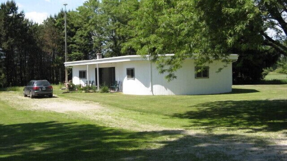 Halton Hills House | Come relax at our country oasis, close to Toronto, Lake Ontario & Niagara