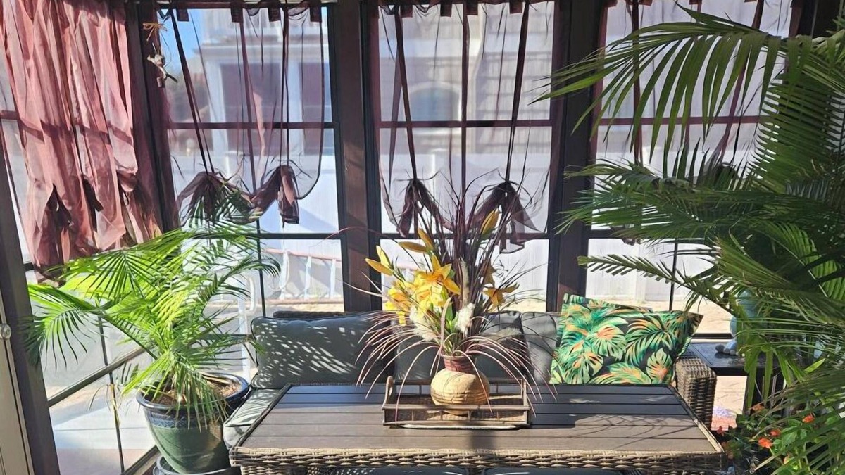 Rehoboth Beach House | Come to Fun & Friendly Rehoboth. Stay in the Center of all the fun Year Around!