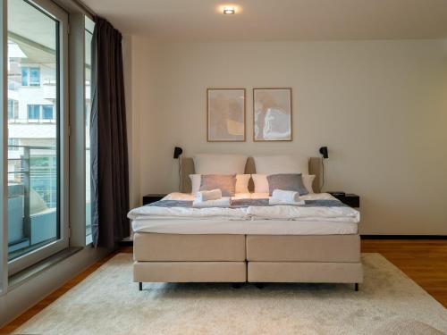 Strandkai Apartment | Come2Stay Hafencity - Marco Polo Tower