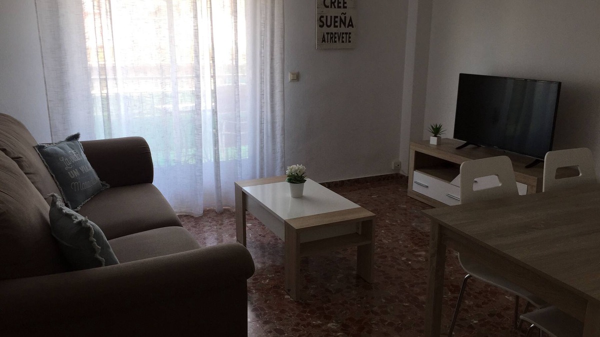 San Vicente del Raspeig Condo | Comfortable four bedroom apartment near the beach