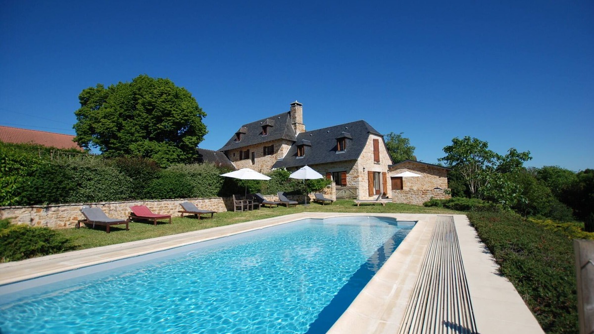 Grezes House | Comfortable Périgourdine house, weekly rental, swimming pool and sauna