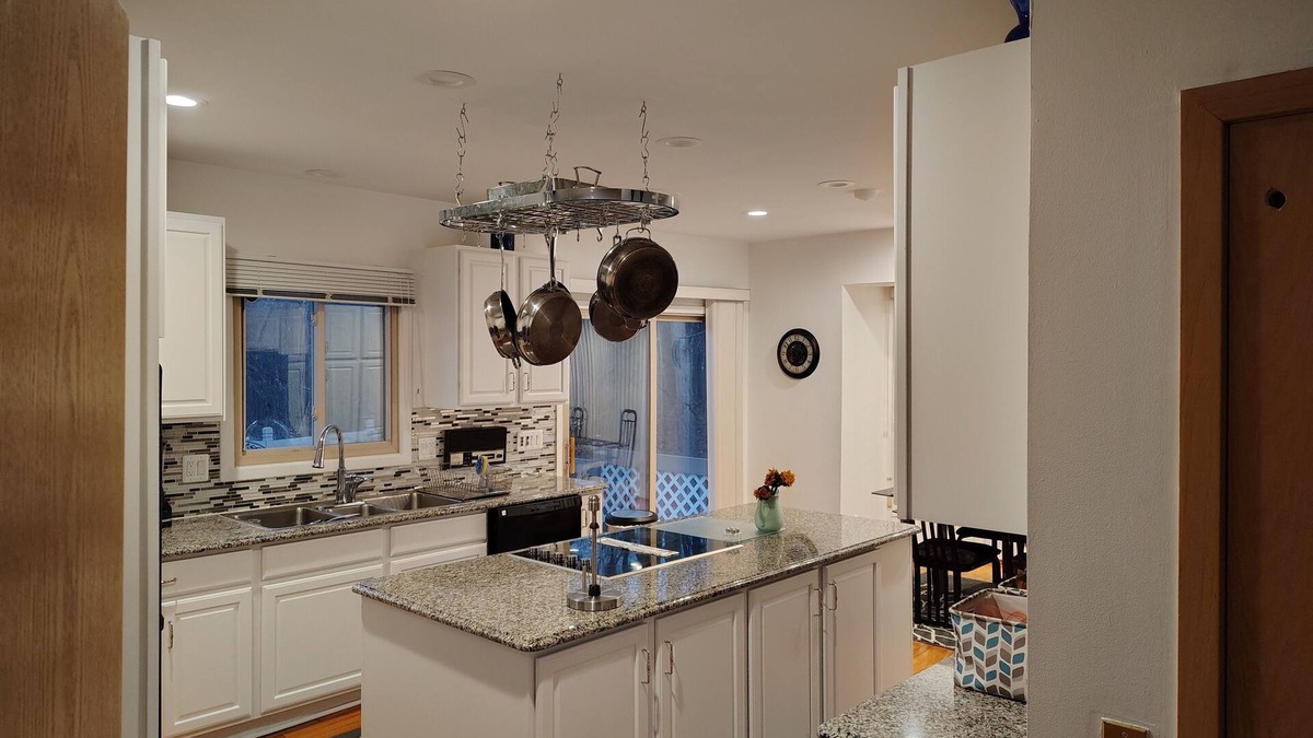 West Bloomfield House | Comfort and Entertainment under one roof!