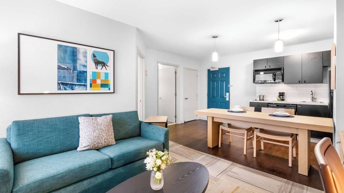 East Congress Hotel | Comfort and Relaxation! 3 Convenient Units, Pet-Friendly, Near O Henry Museum