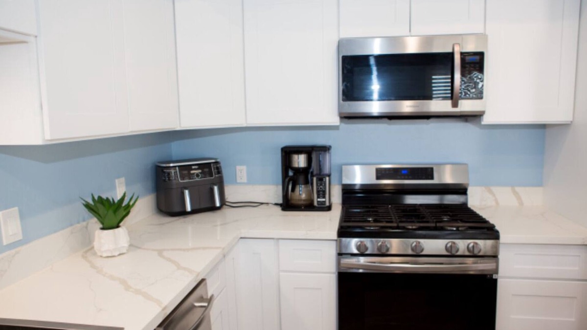 Yuma House | Comfort, convenience, and outdoor adventure just minutes from the river!