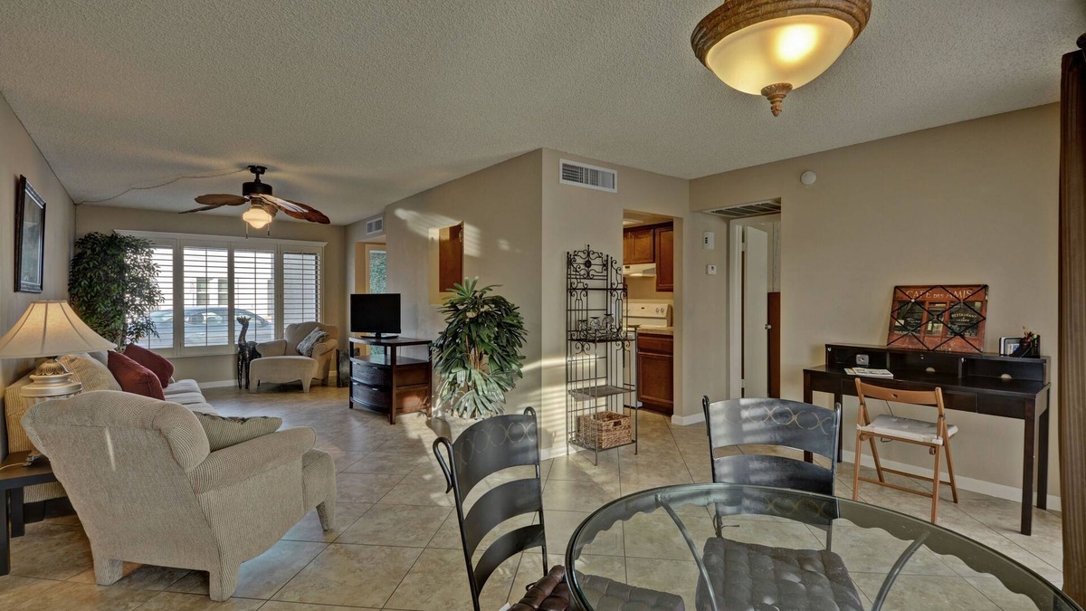 Deer Valley House | Comfort & Convenience in North Phoenix