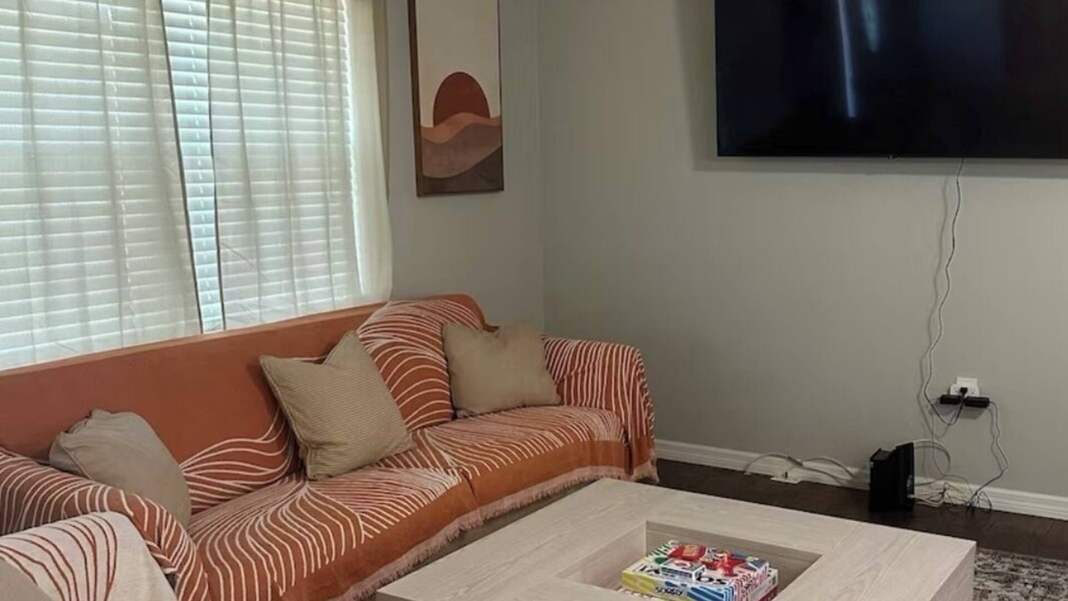 Spring Hill House | Comfort Cove, 3/2, Fully Fenced, Spring Hill, FL