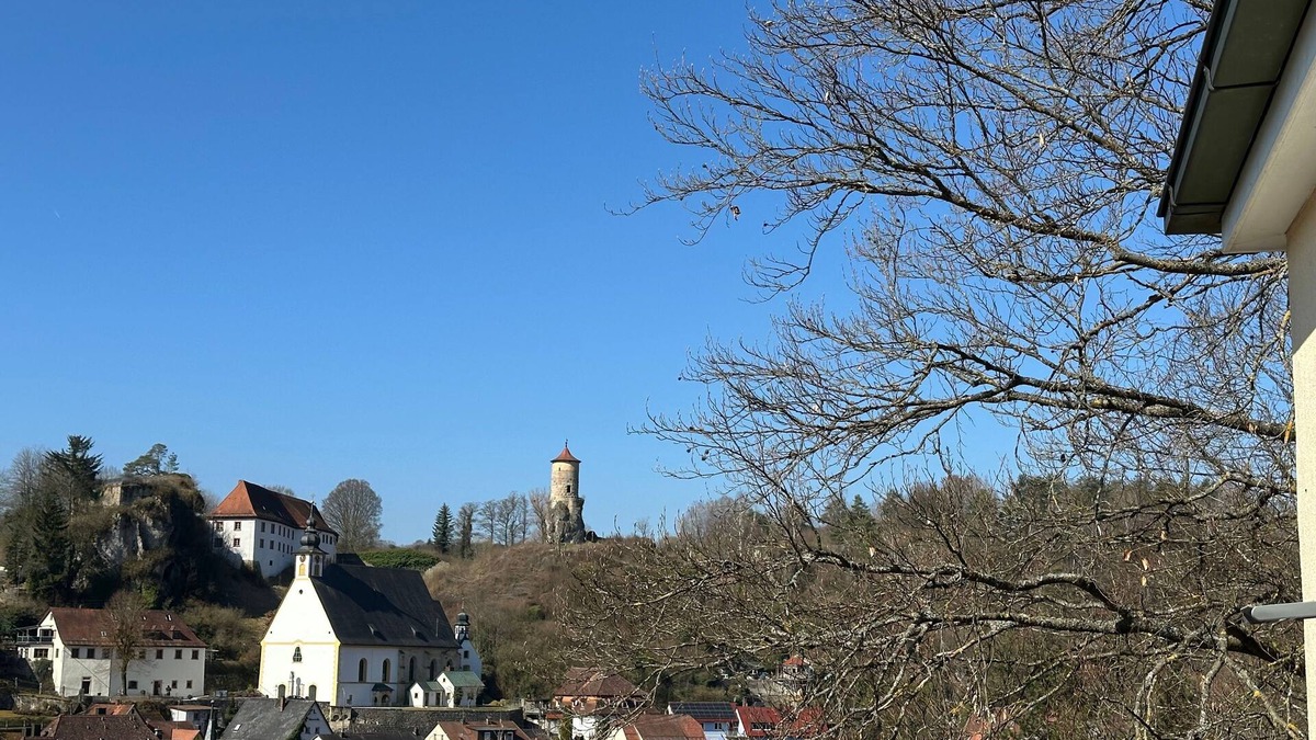 Waischenfeld House | Comfort double room with balcony - GER House