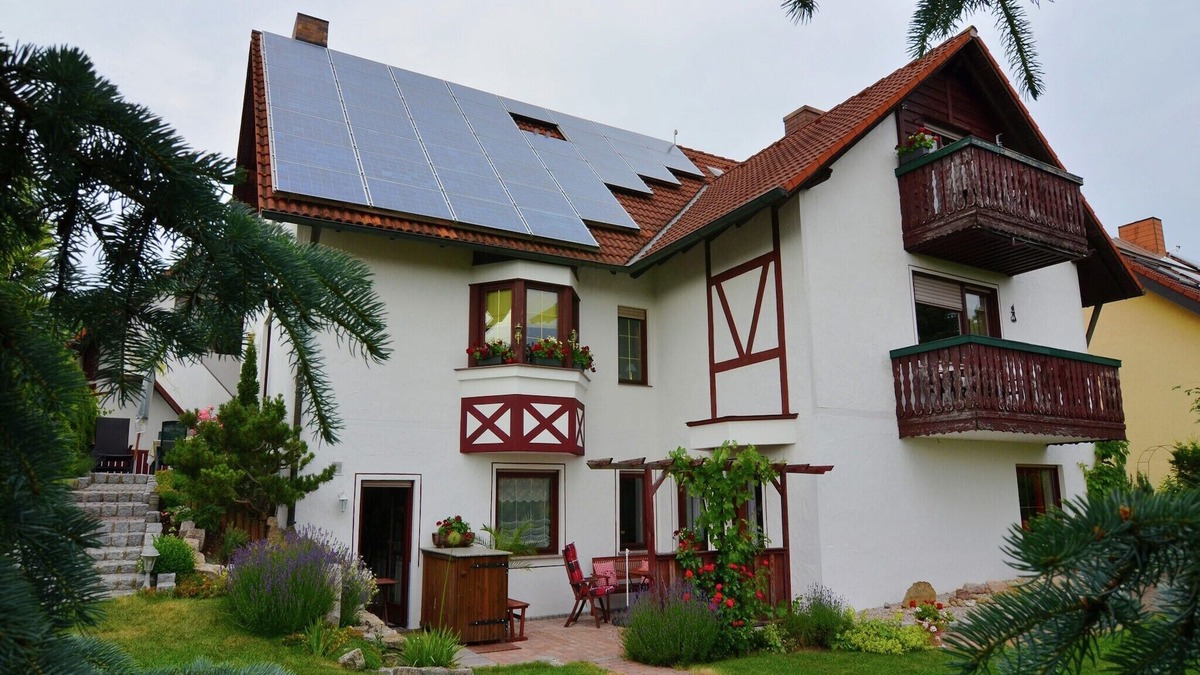 Zeil Villa | Comfort in Franconian Hills