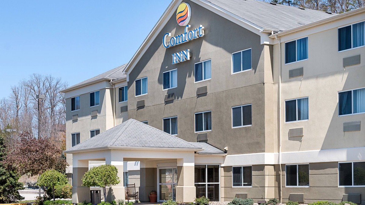 Barboursville Hotel | Comfort Inn Barboursville near Huntington Mall area