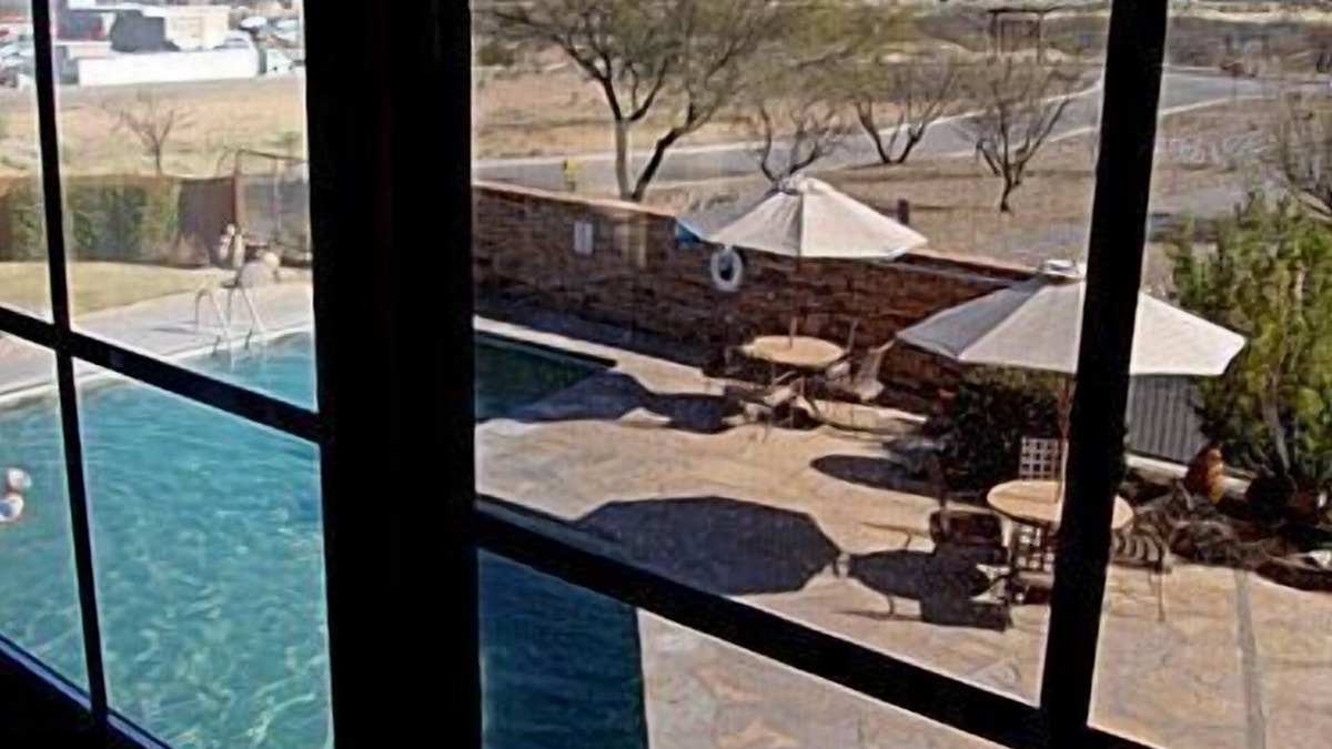 Pomerene Hotel | Comfort Inn Benson near Kartchner Caverns