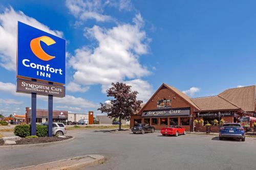 Brantford Hotel | Comfort Inn