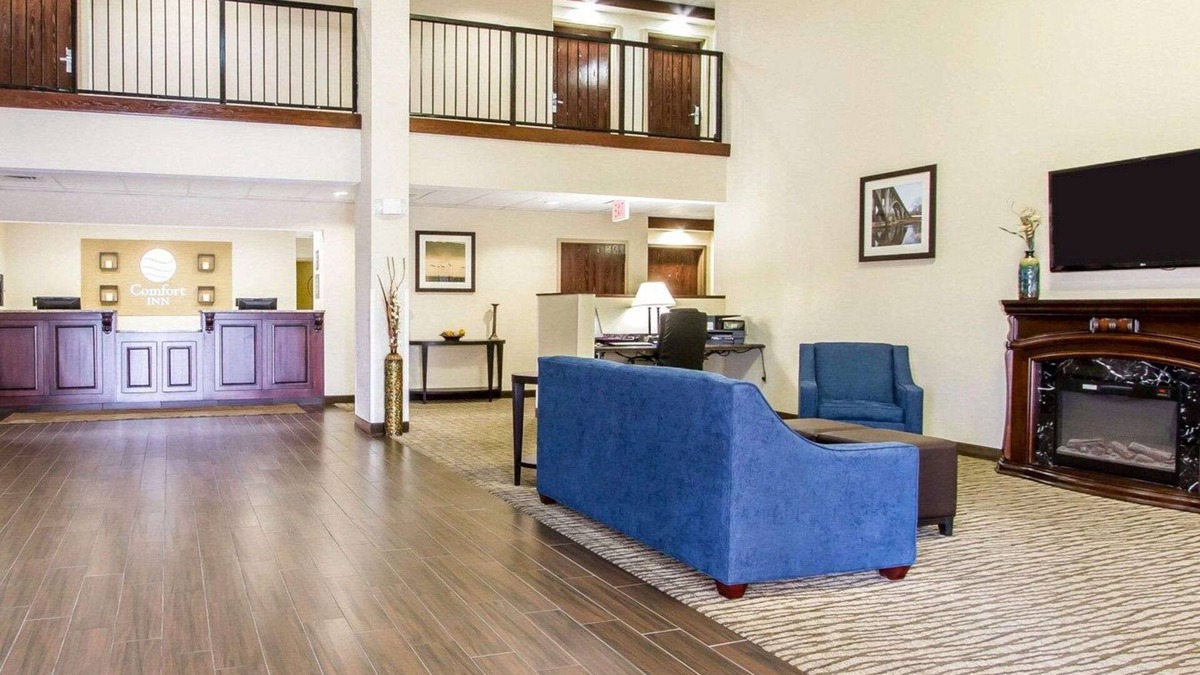 Poplar Bluff Hotel | Comfort Inn Poplar Bluff North