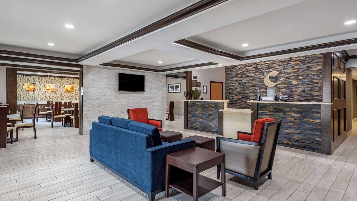 North Little Rock Hotel | Comfort Inn & Suites North Little Rock JFK Blvd