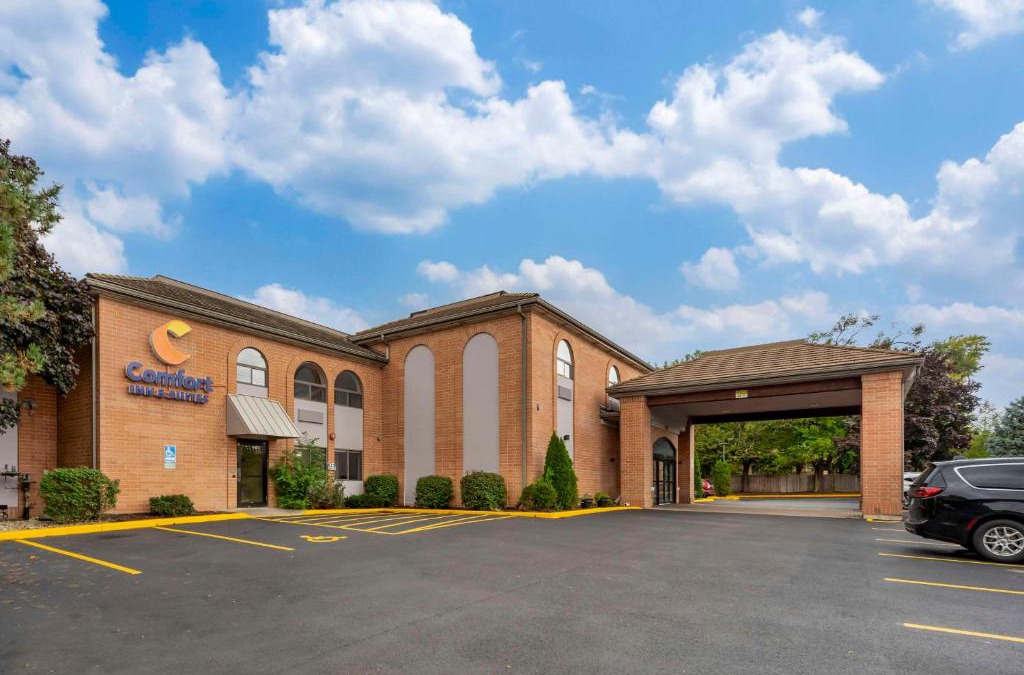 Mundelein Hotel | Comfort Inn & Suites Mundelein-Vernon Hills
