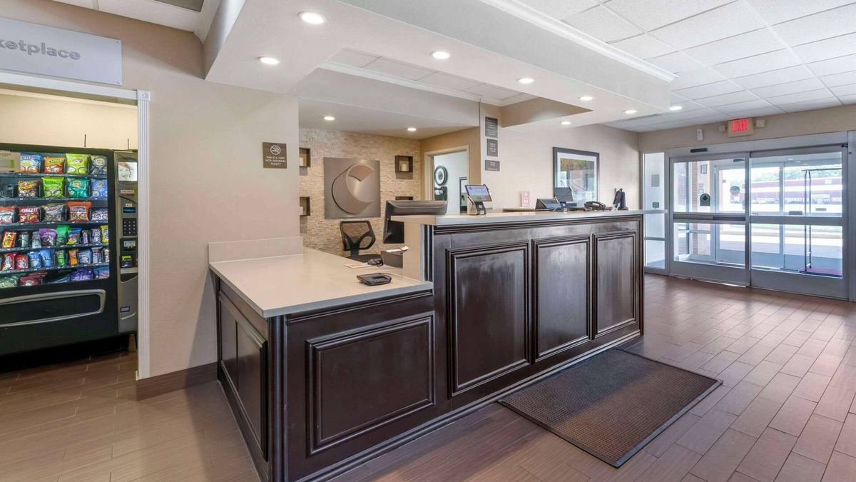 Porter Hotel | Comfort Inn & Suites Porter near Indiana Dunes