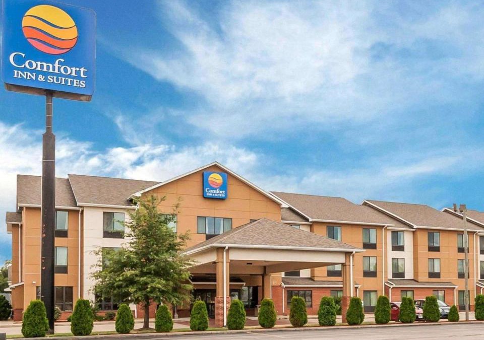 Miner Hotel | Comfort Inn & Suites Sikeston I-55