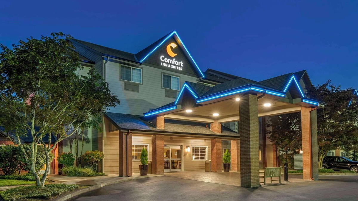 Sherwood - Tualatin South Hotel | Comfort Inn & Suites Tualatin - Lake Oswego South