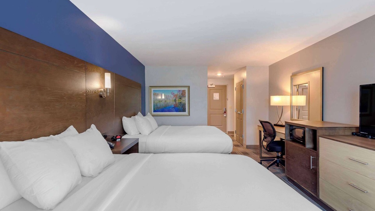 East Ellijay Hotel | Comfort Inn & Suites