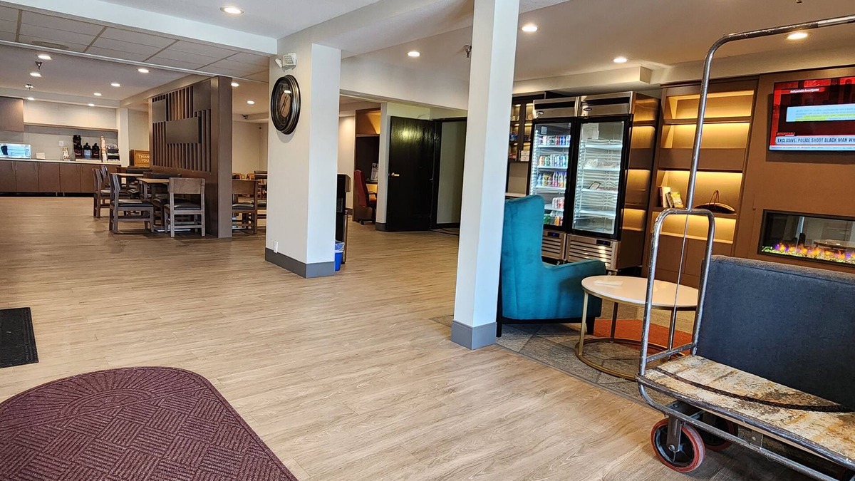 Shakopee Hotel | Comfort Inn & Suites