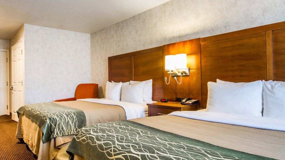 Las Lomas Hotel | Comfort Inn Watsonville