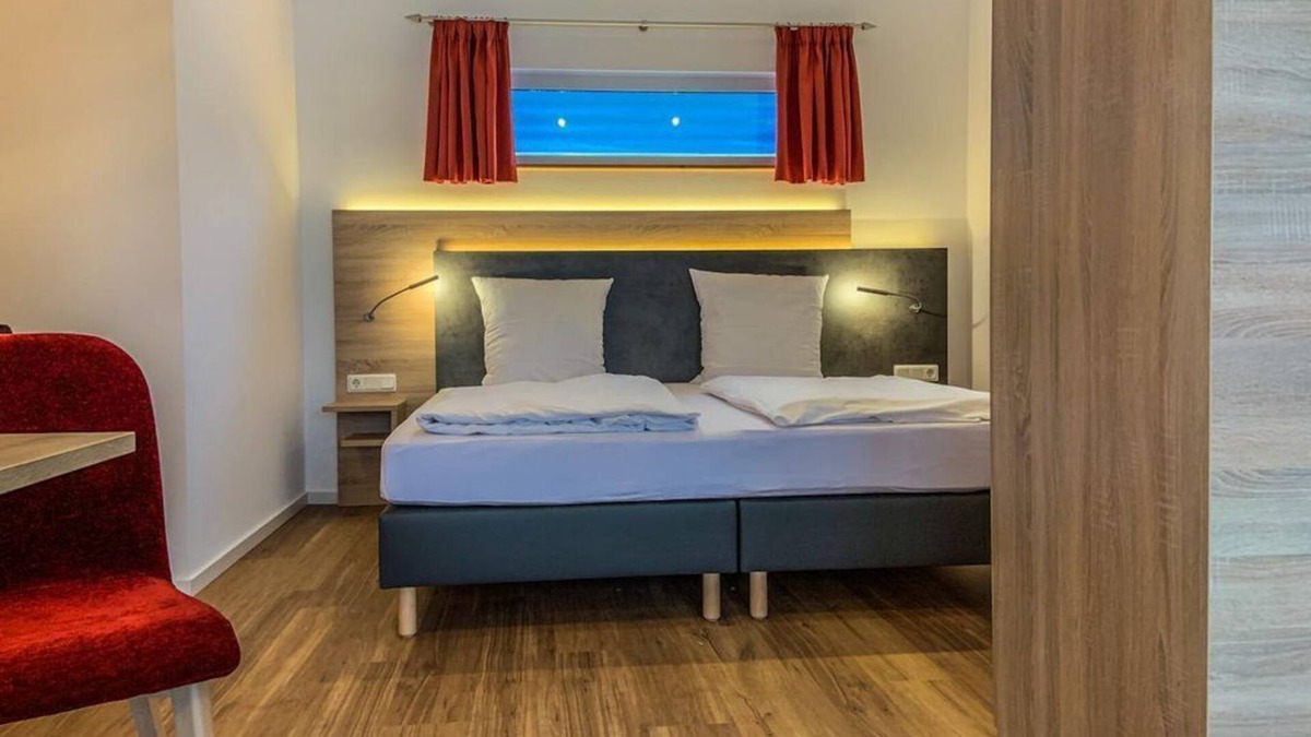 Wintrich House | Comfort studio with terrace - Moselhotel Weinhaus Simon