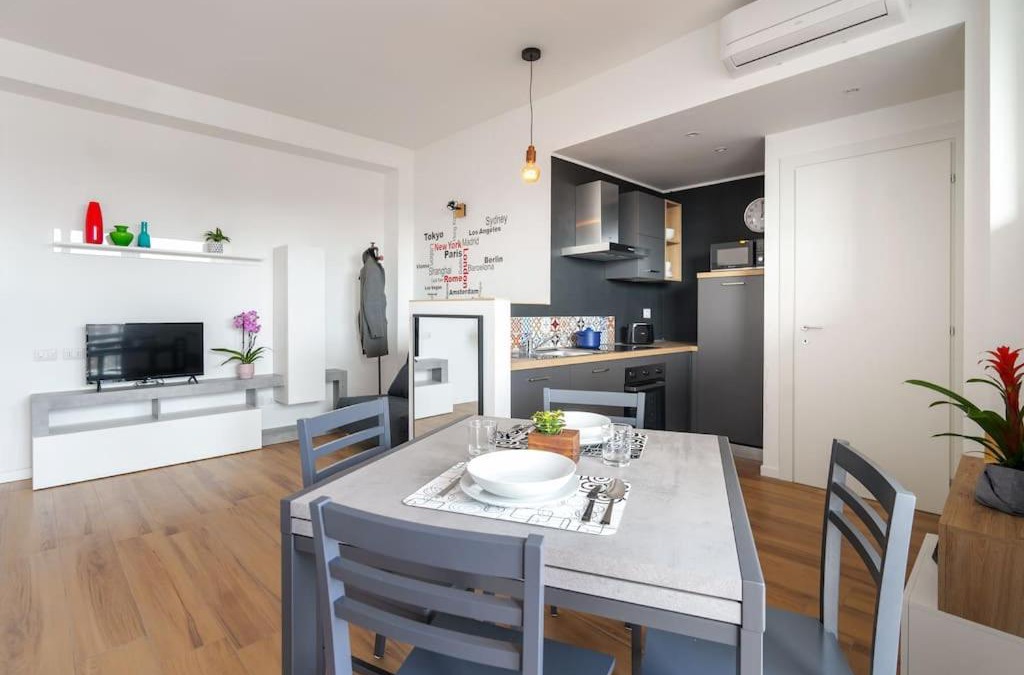 Precotto Apartment | Comfort Style Milano