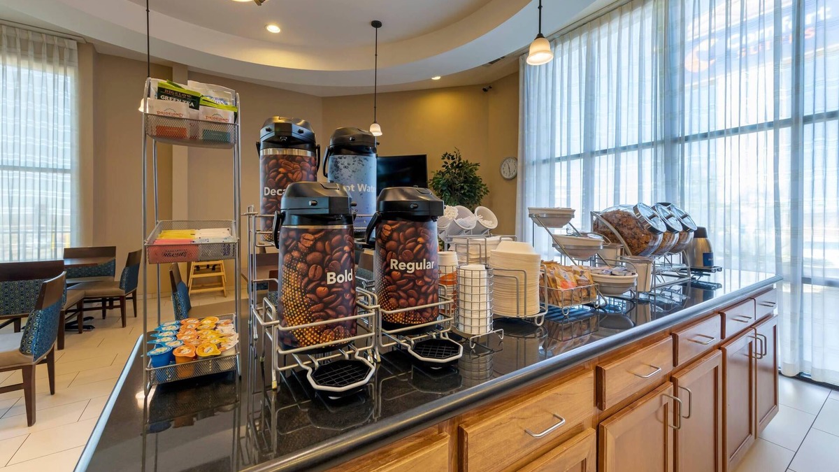 Barstow Hotel | Comfort Suites Barstow near I-15