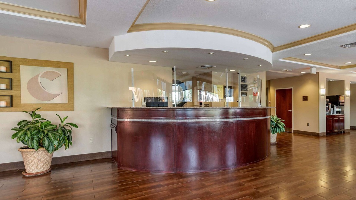 St. Martin Hotel | Comfort Suites Biloxi - Ocean Springs