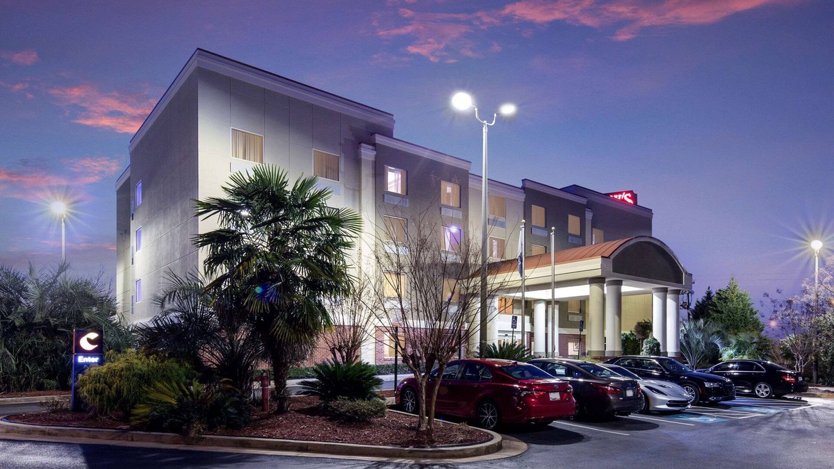 Forsyth Hotel | Comfort Suites Forsyth near I-75