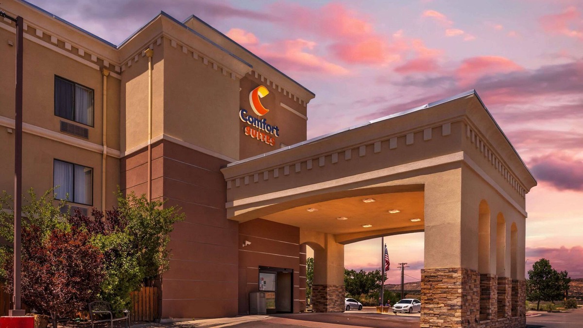 Gallup Hotel | Comfort Suites Gallup East Route 66 and I-40