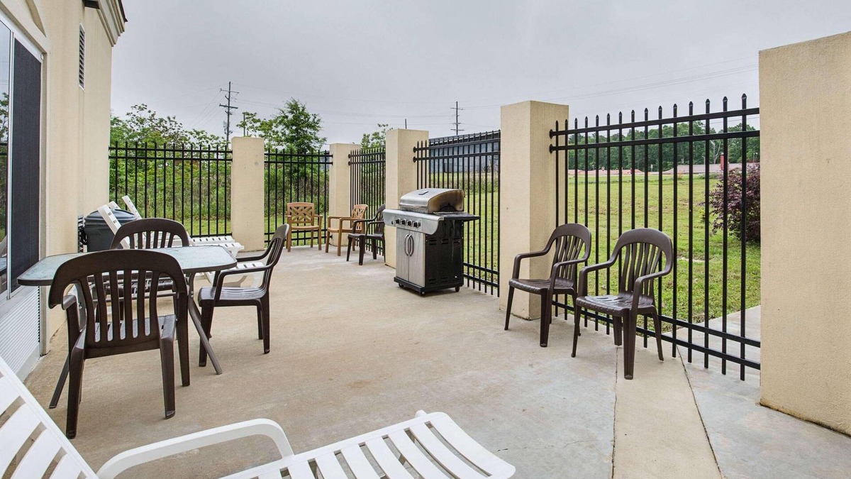 Leesville Hotel | Comfort Suites
