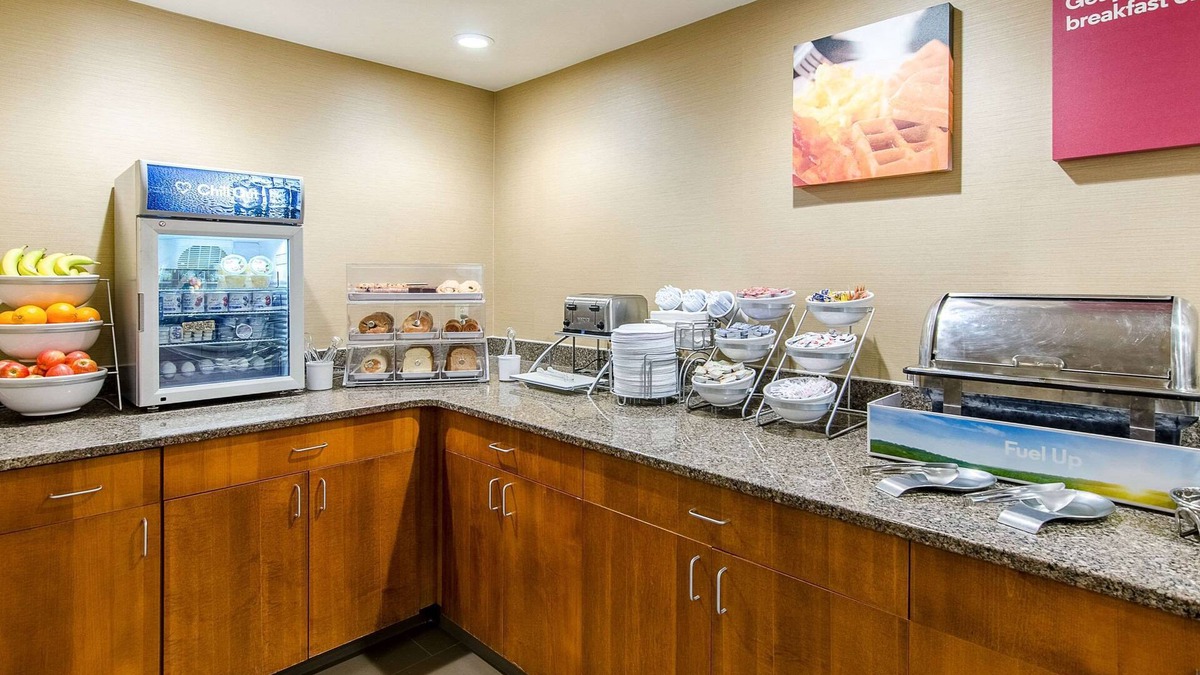 Wytheville Hotel | Comfort Suites Wytheville