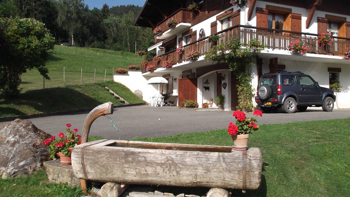 Saint-Gervais-les-Bains Apartment | Comfortable 61 m² apartment in chalet with Mont Blanc view
