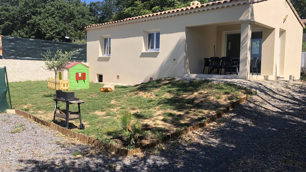 Saint-Martin-d'Ardeche House | Comfortable furnished cottage Saint Martin d'Ardèche