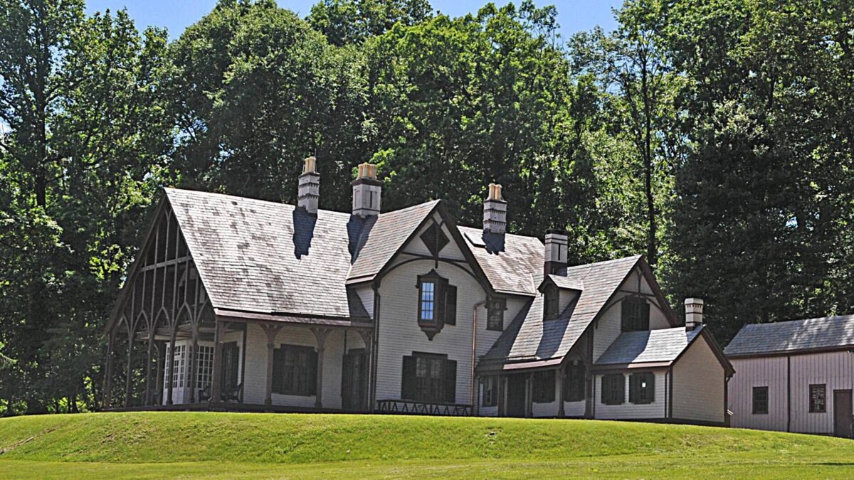 Parsippany House | Comfortable Countryside Stay! Kitchen, Free Parking, Pets Allowed