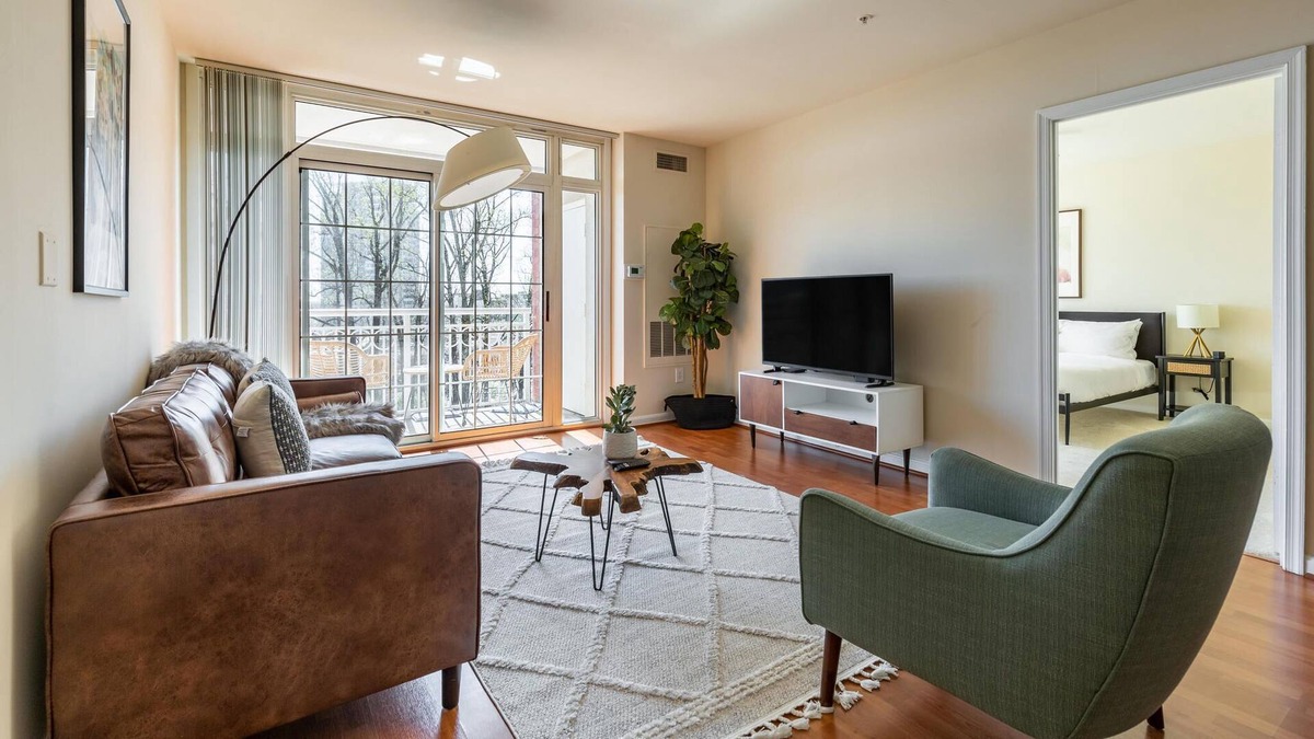 North Bethesda Apartment | Comfortable 2BR Apartment in Rockville