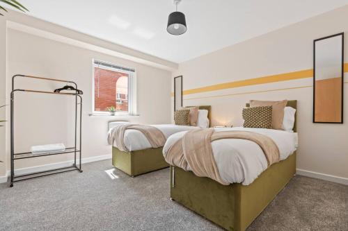 Leicester City Centre Apartment | Comfortable 3-Bedroom Ground Floor Flat, Family-Friendly, Central, Free Wi-Fi, Sleeps 7