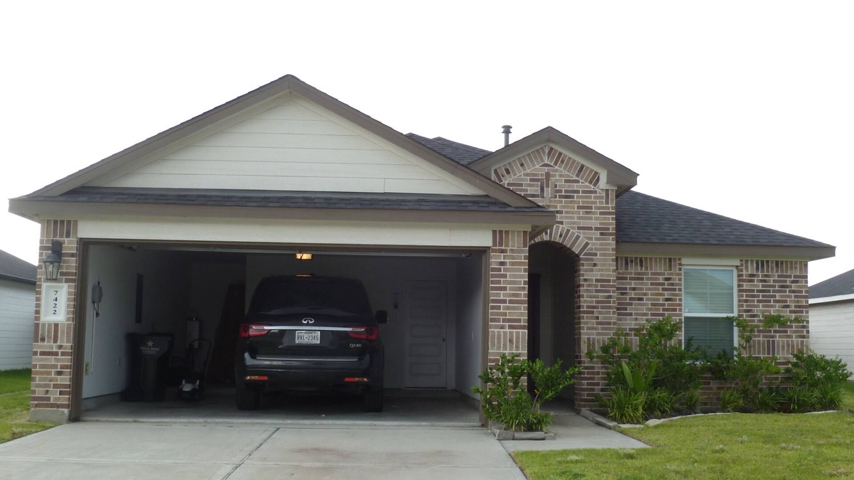 Iowa Colony House | Comfortable 3BR Retreat in Arcola - Near Houston and Beaches