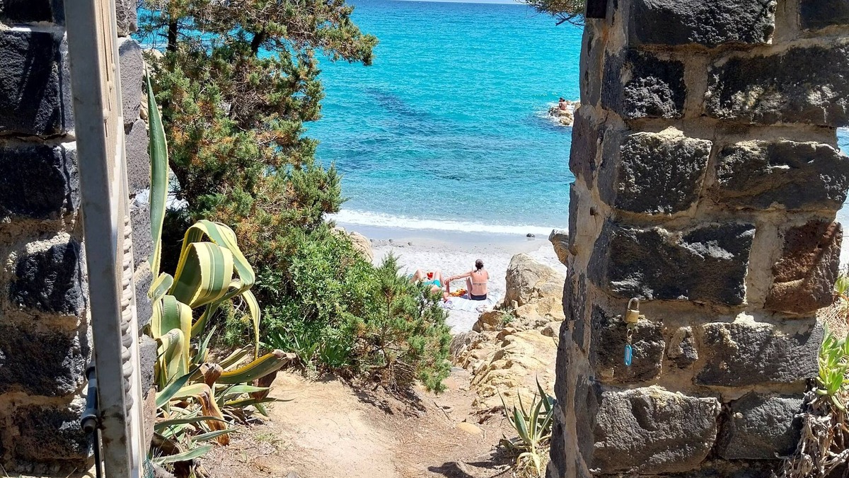 Sas Linnas Siccas Apartment | Comfortable apartment for two people by the sea