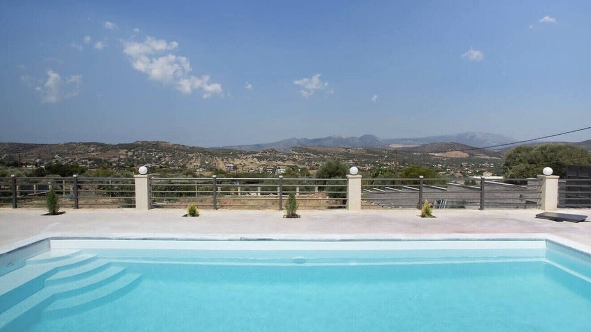 Saronikos Villa | Comfortable accommodation with a pool, perfect for relaxation and nature.