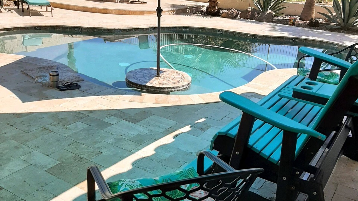 Maricopa House | Comfortable and beautiful golf course home with inviting/accessorized backyard.