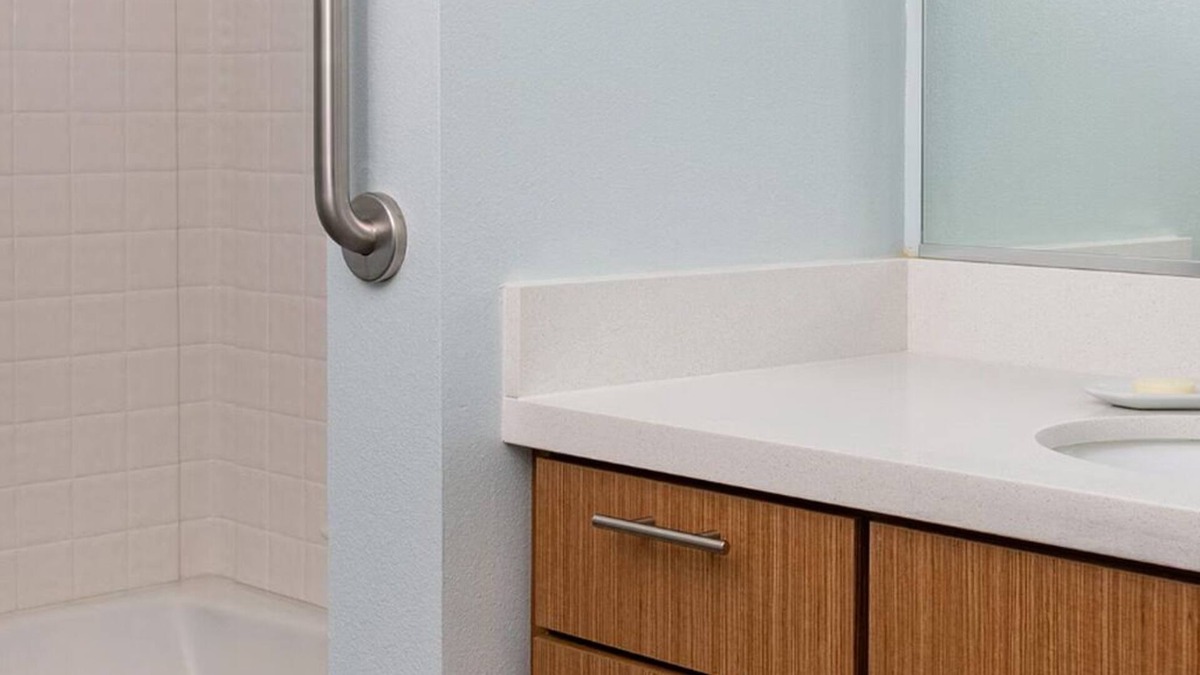 Anaheim Resort Apartment | Comfortable and spacious 2-bdrm suite within 2 miles of Disneyland