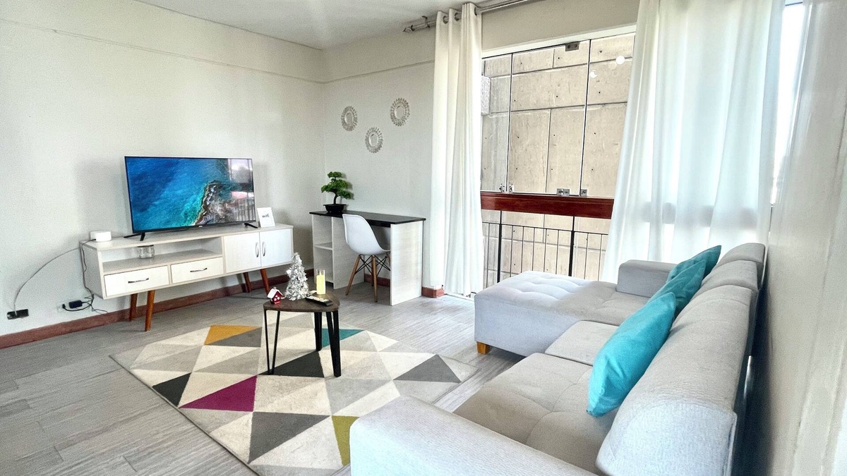 Jacaranda Apartment | Comfortable and warm apartment near La Rambla de San Borja.