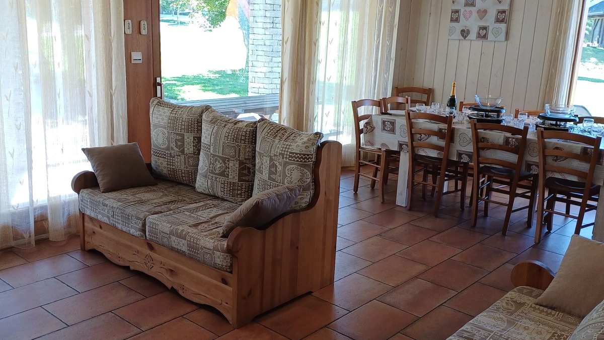 Albiez-le-Vieux Apartment | Comfortable apartments in the heart of the village for 2 to 10 people