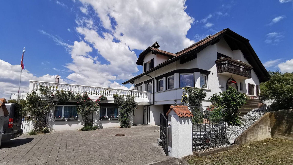 Ruswil Apartment | Comfortable apartement with big mountain view terrace near Lucerne