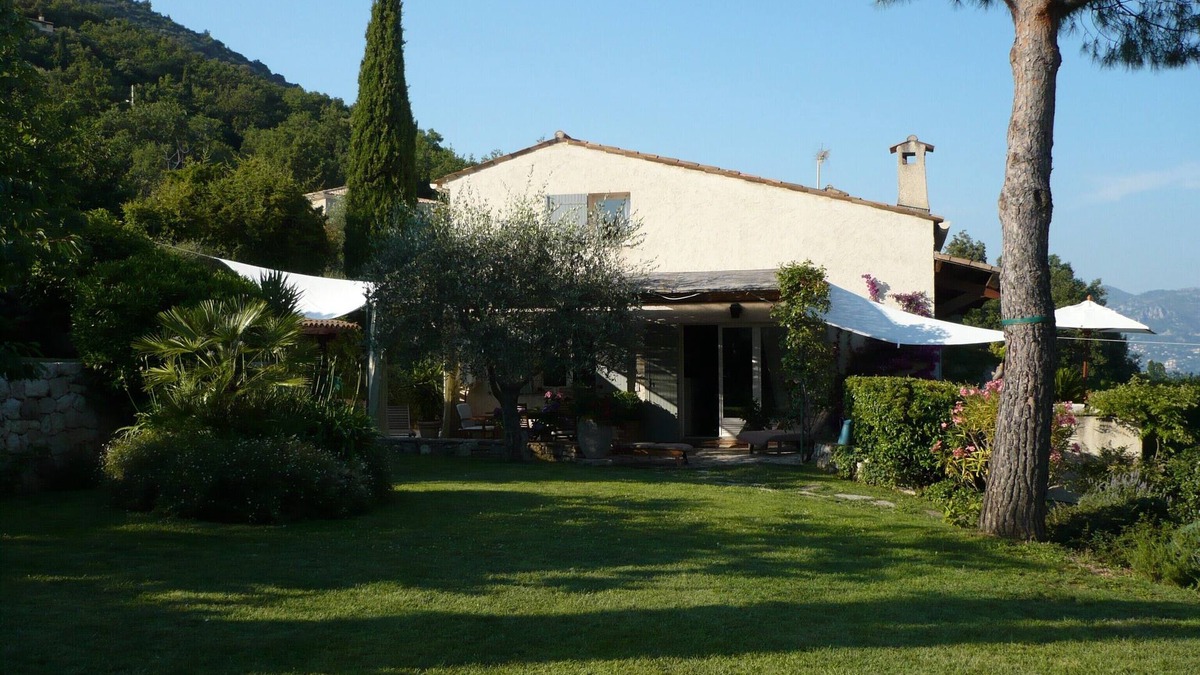 Saint-Jeannet Apartment | comfortable apartment in a quiet villa in Saint Jeannet