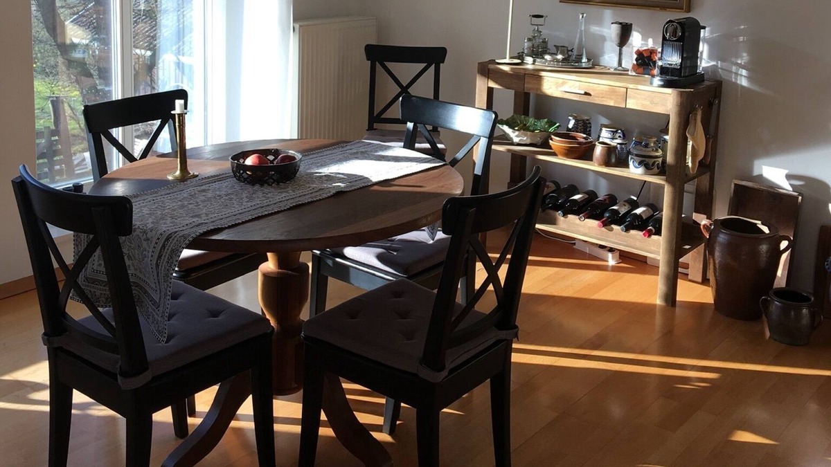 Temnitzquell Apartment | Comfortable Apartment in the old Four-sided Courtyard in the Theater Village of Netzeband