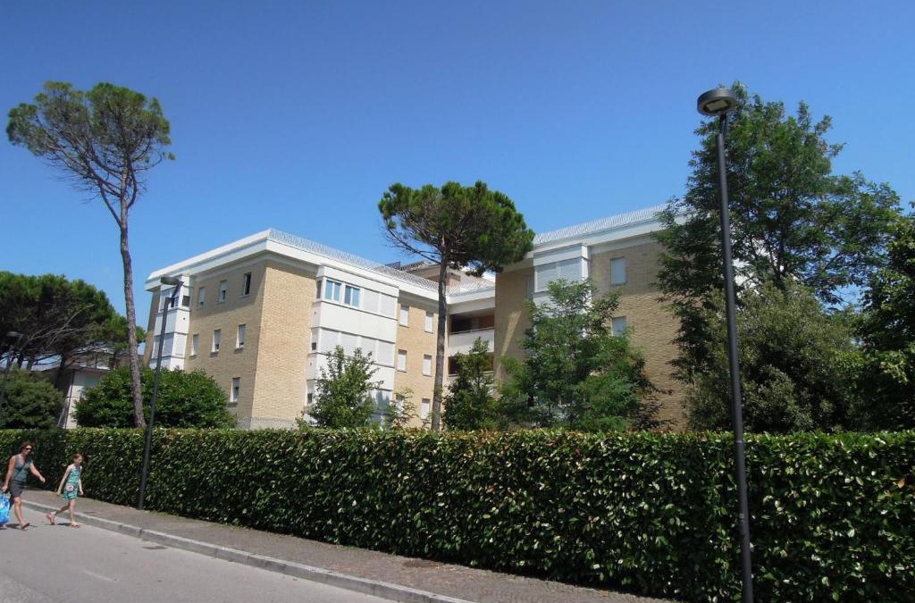 Bibione Pineda Apartment | Comfortable apartment with parking near the beach