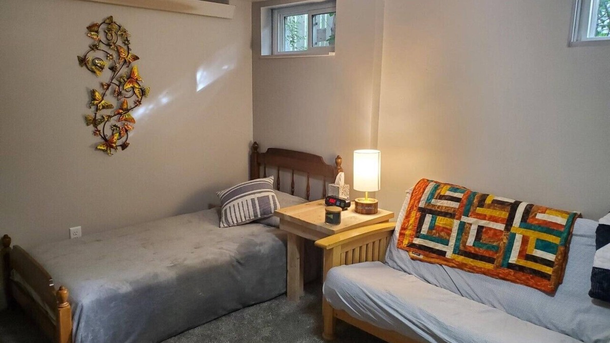 Cheyenne Apartment | Comfortable basement apartment, close to downtown Cheyenne for CFD.