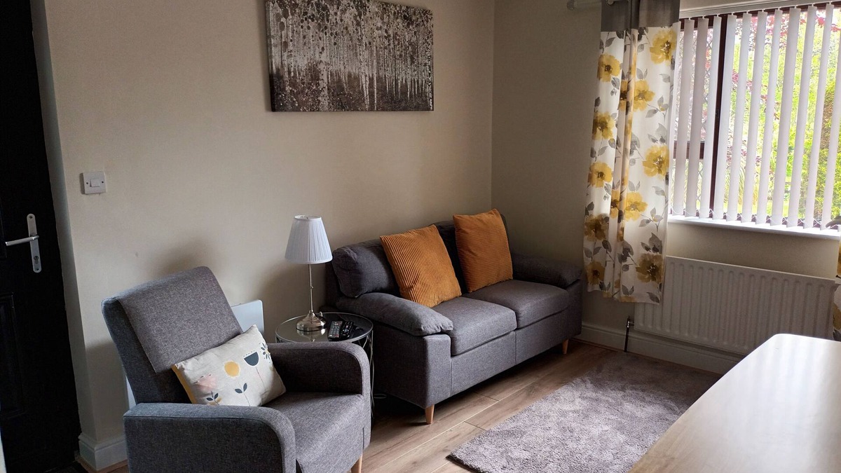 Ballyshannon Apartment | Comfortable, cosy 2 bedroom apartment in Donegal 💚💛